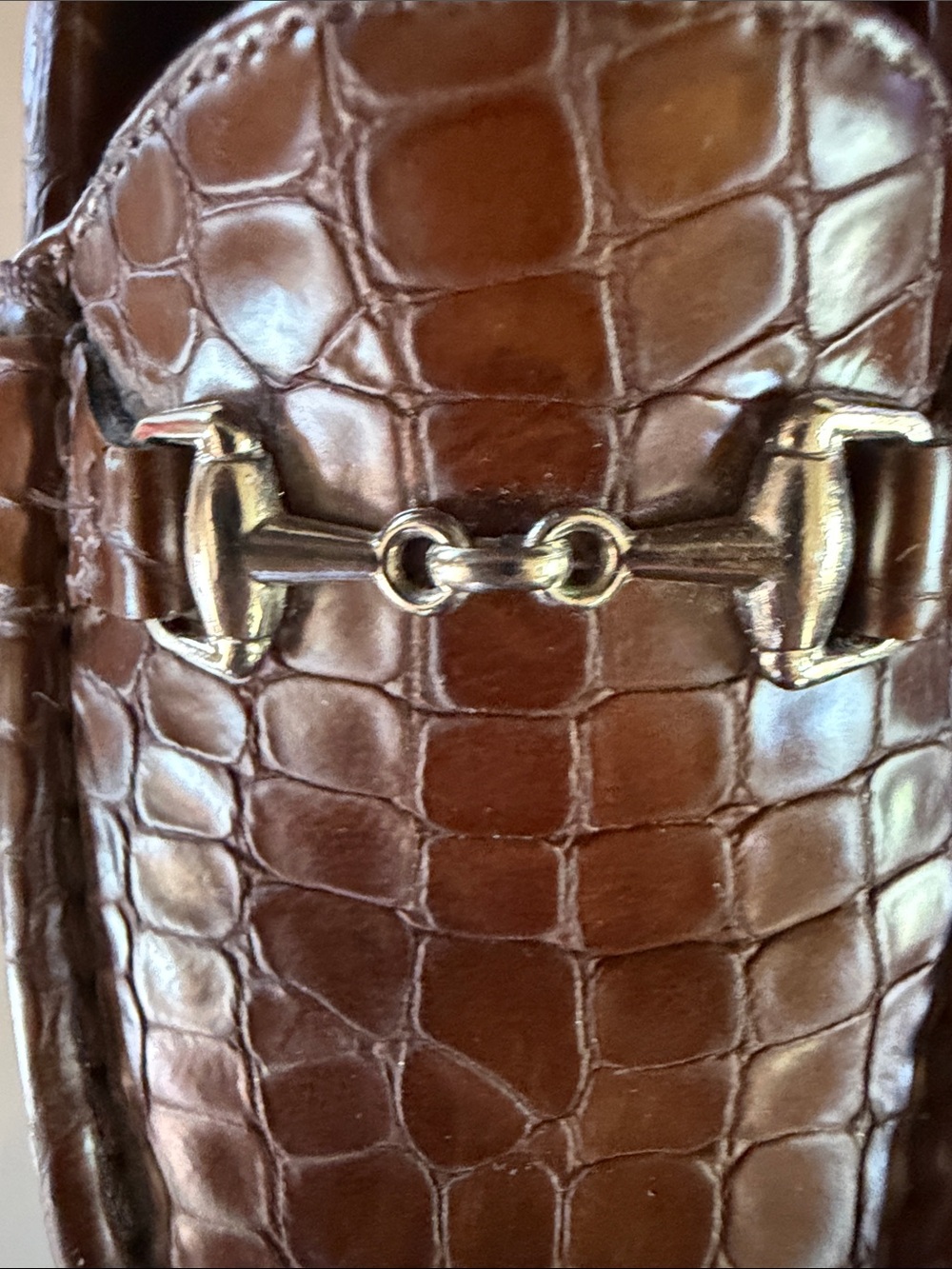 SAS Women's Metro Brown Croc-Embossed Leather Loafers w/Gold Bit, Sz 8 LIKE NEW - Picture 4 of 9